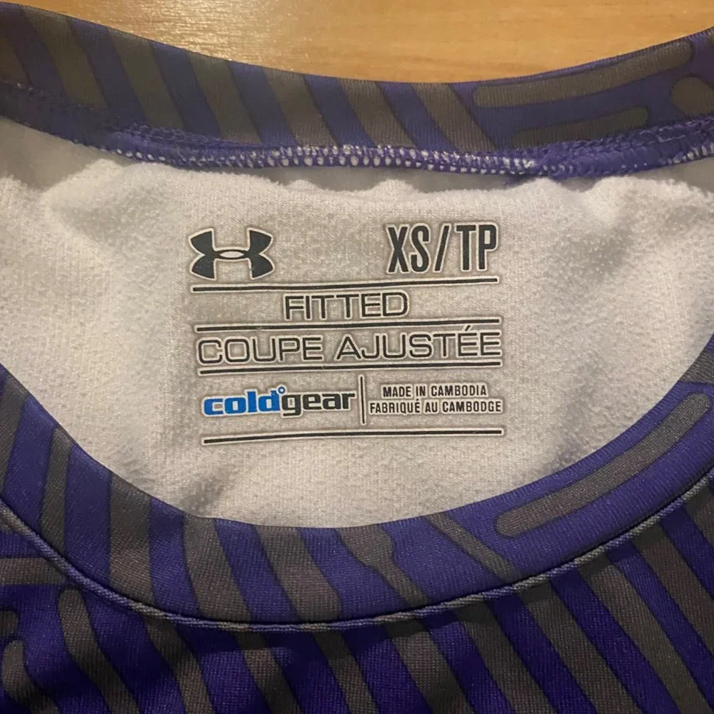 UnderArmour Fitted Cold Gear Women’s Long Sleeve Top XS - Picture 4 of 5